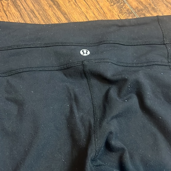 Lululemon workout wear - Picture 4 of 10